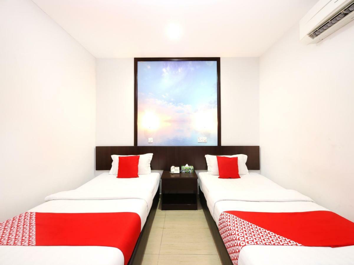 Hotel Oyo 498 D&f Boutique Senawang Seremban
