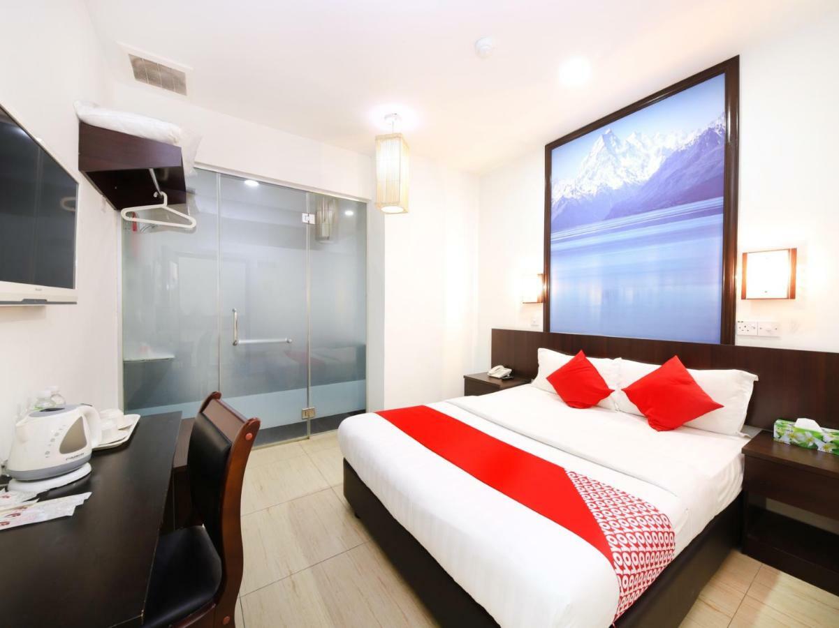 Oyo 498 D&f Boutique Senawang Hotel Seremban