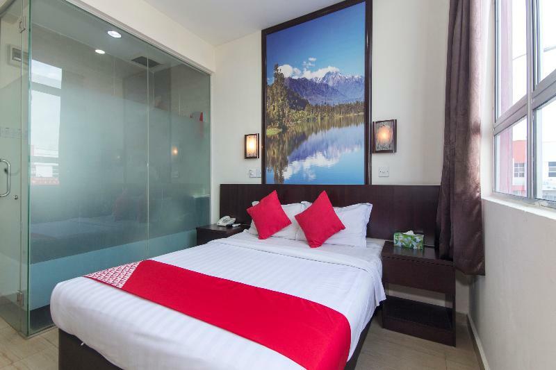 Hotel Oyo 498 D&f Boutique Senawang Seremban